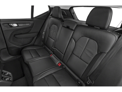 2023 Volvo XC40 B5 Plus Bright Theme