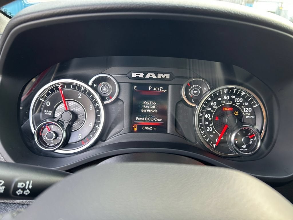 2021 RAM 1500 Big Horn Crew Cab 4x4 5'7" Box