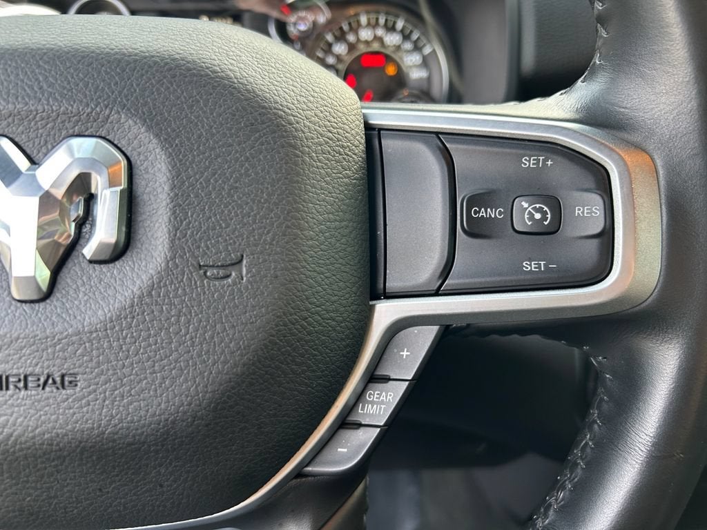 2021 RAM 1500 Big Horn Crew Cab 4x4 5'7" Box