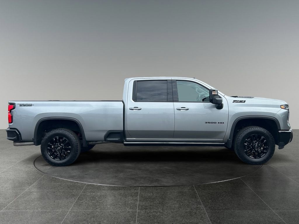 2025 Chevrolet Silverado 3500 HD LTZ