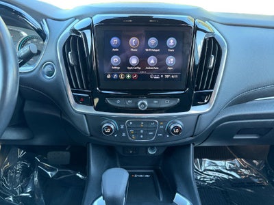 2022 Chevrolet Traverse LT Cloth