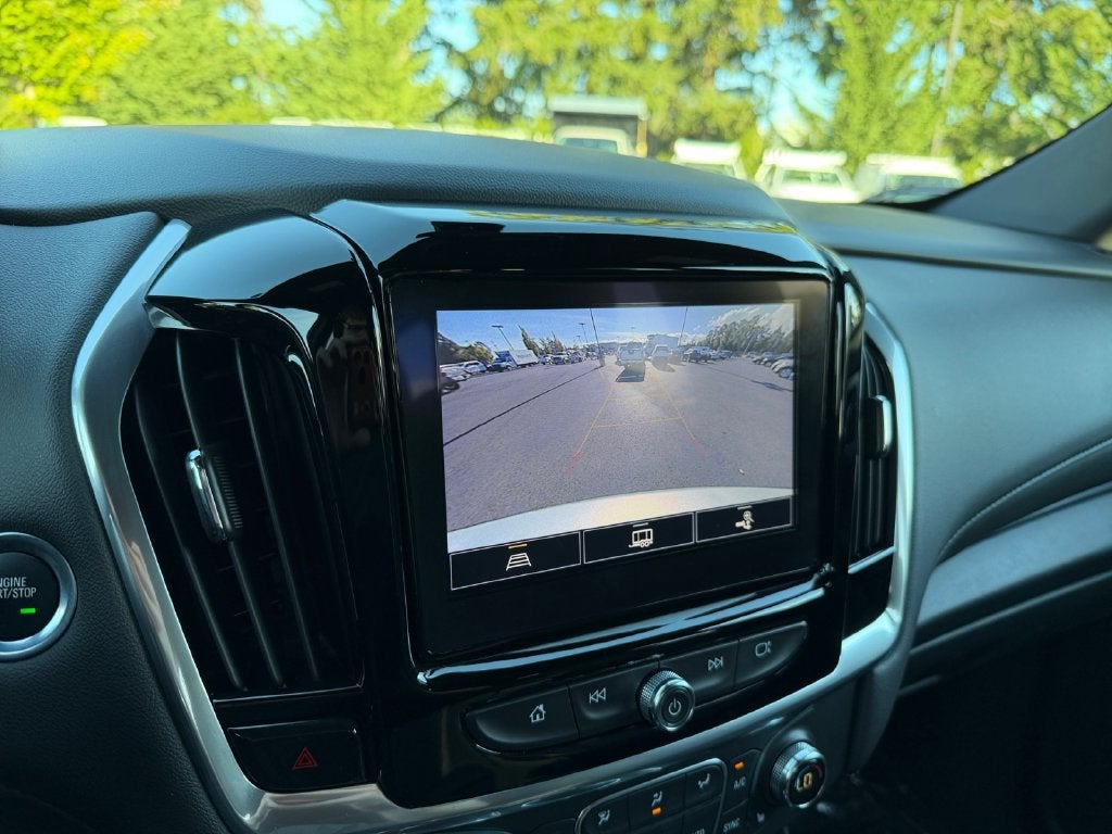 2022 Chevrolet Traverse LT Cloth