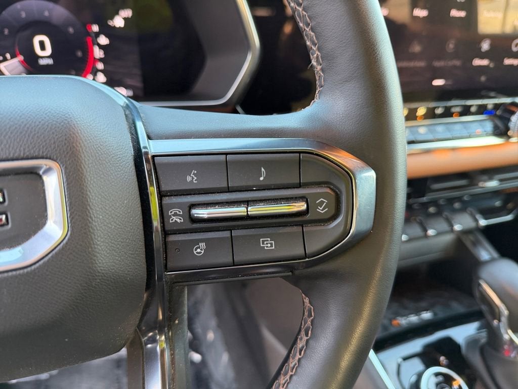 2023 GMC Canyon AT4
