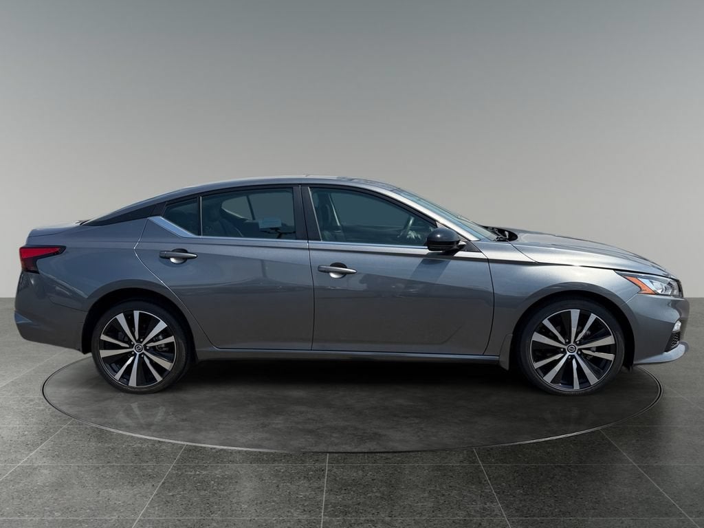 2021 Nissan Altima SR Intelligent AWD