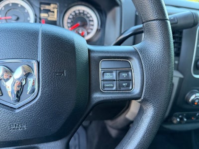 2017 RAM 2500 Tradesman Crew Cab 4x4 6'4" Box