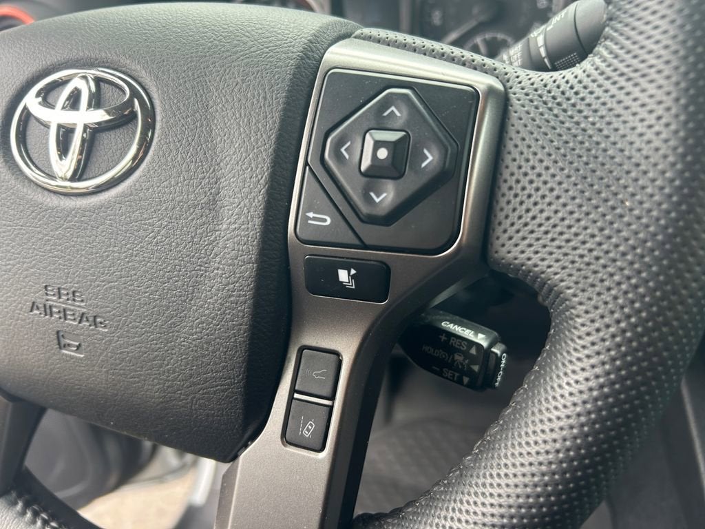2022 Toyota Tacoma 4WD SR
