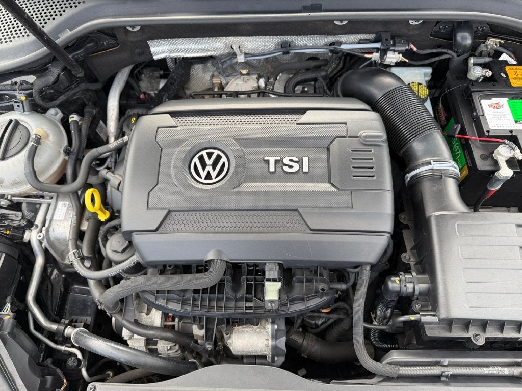 2015 Volkswagen Golf GTI 2.0T SE 4-Door