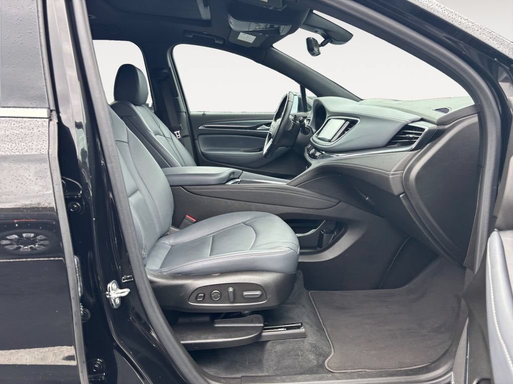 2023 Buick Enclave Premium