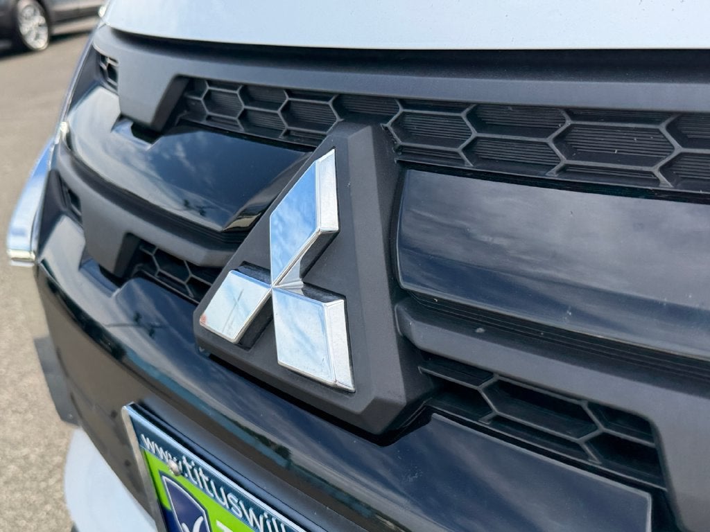 2025 Mitsubishi Outlander Sport S