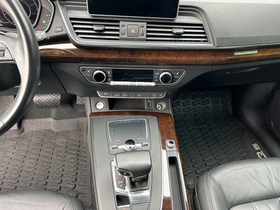 2020 Audi Q5 Premium Plus
