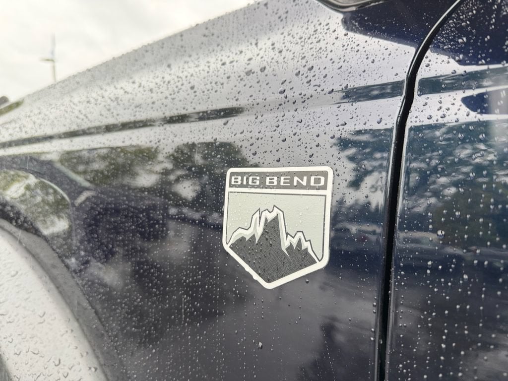 2021 Ford Bronco Base