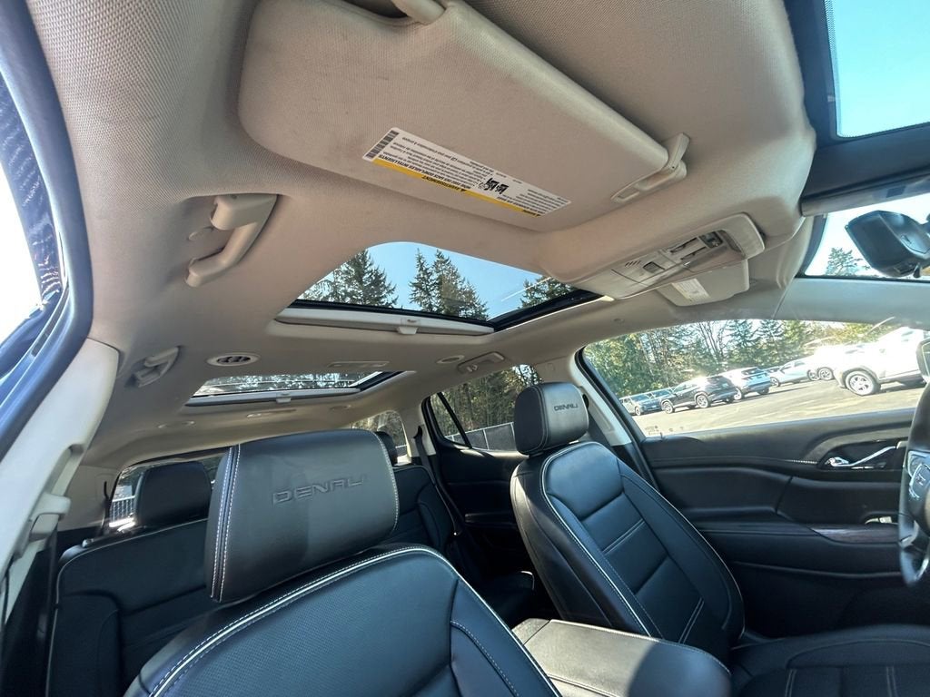 2023 GMC Acadia Denali