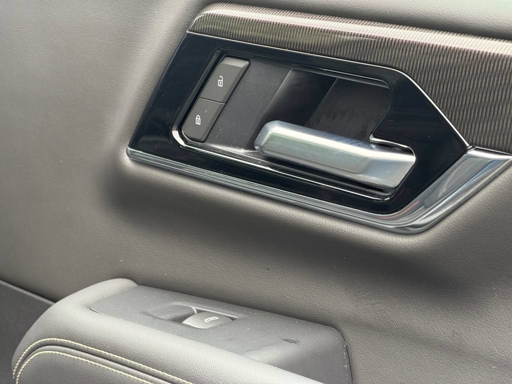 2025 GMC Yukon XL Elevation