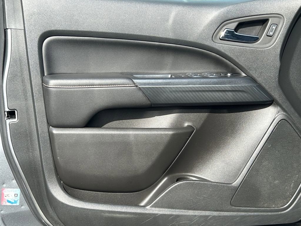 2022 GMC Canyon AT4 - Leather