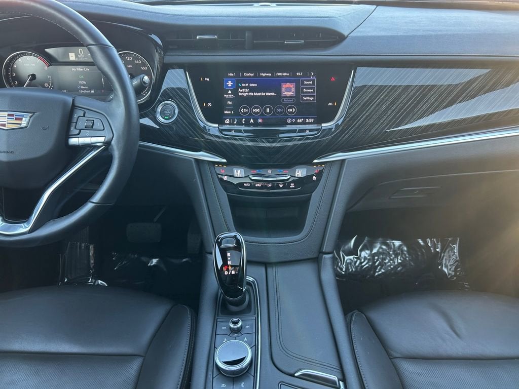 2025 Cadillac XT6 Premium Luxury