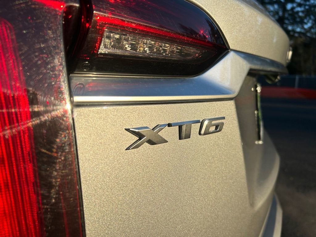 2025 Cadillac XT6 Premium Luxury