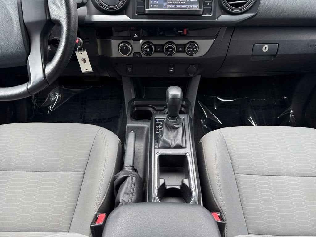2017 Toyota Tacoma SR V6