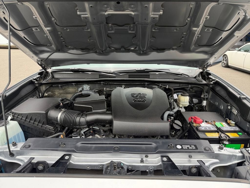 2017 Toyota Tacoma SR V6
