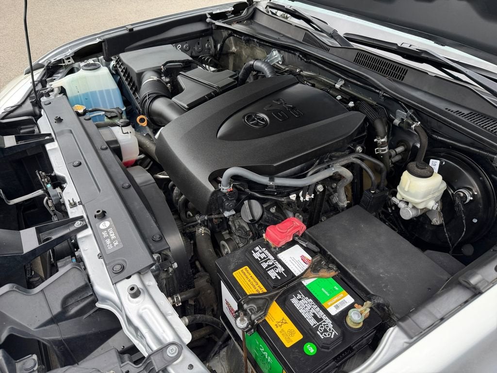 2017 Toyota Tacoma SR V6