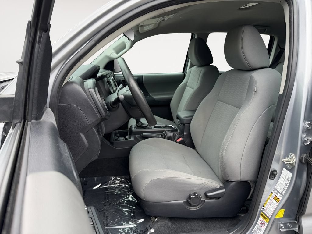 2017 Toyota Tacoma SR V6