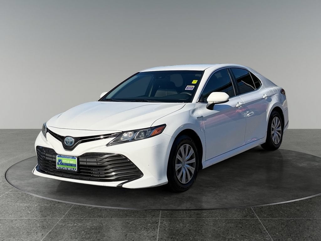 2018 Toyota Camry Hybrid LE