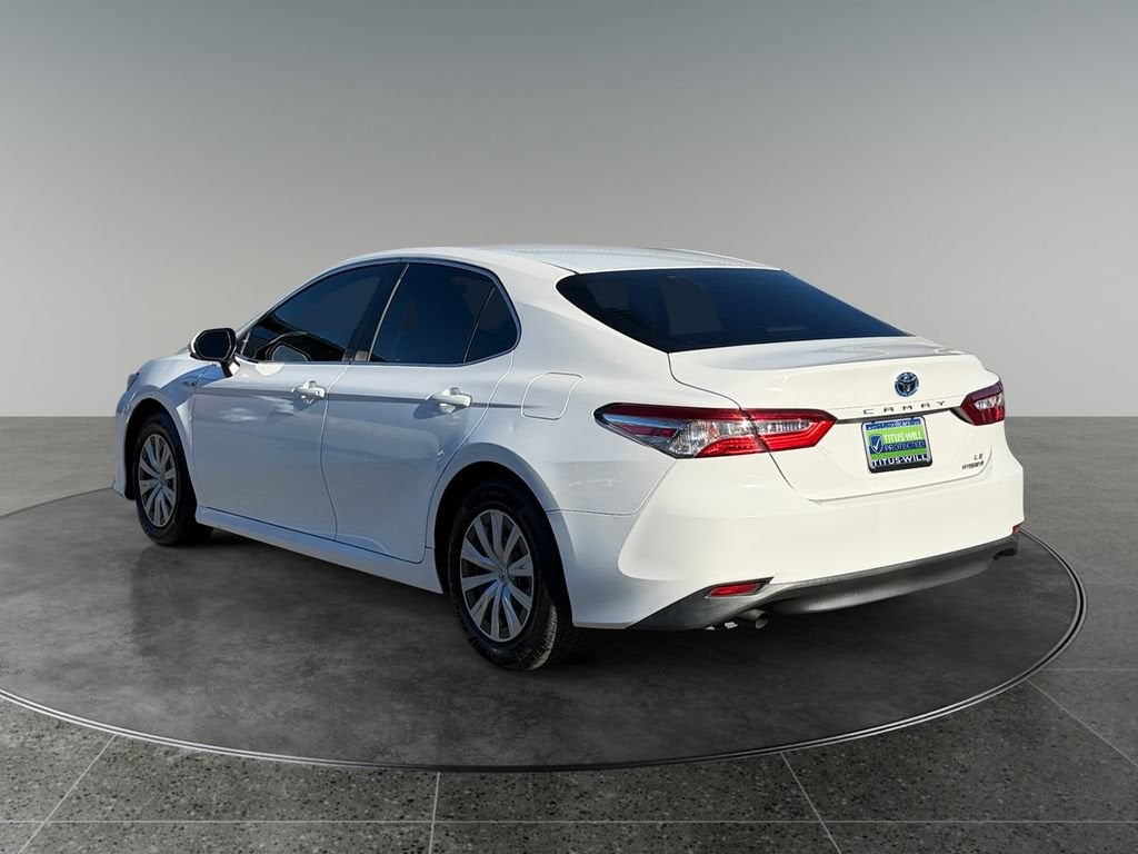 2018 Toyota Camry Hybrid LE