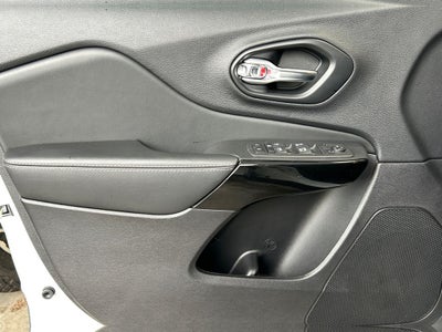 2023 Jeep Cherokee Altitude