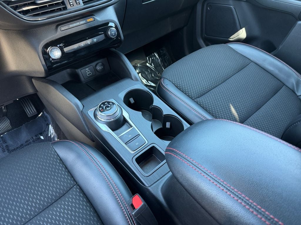 2025 Ford Escape Hybrid ST-Line Select