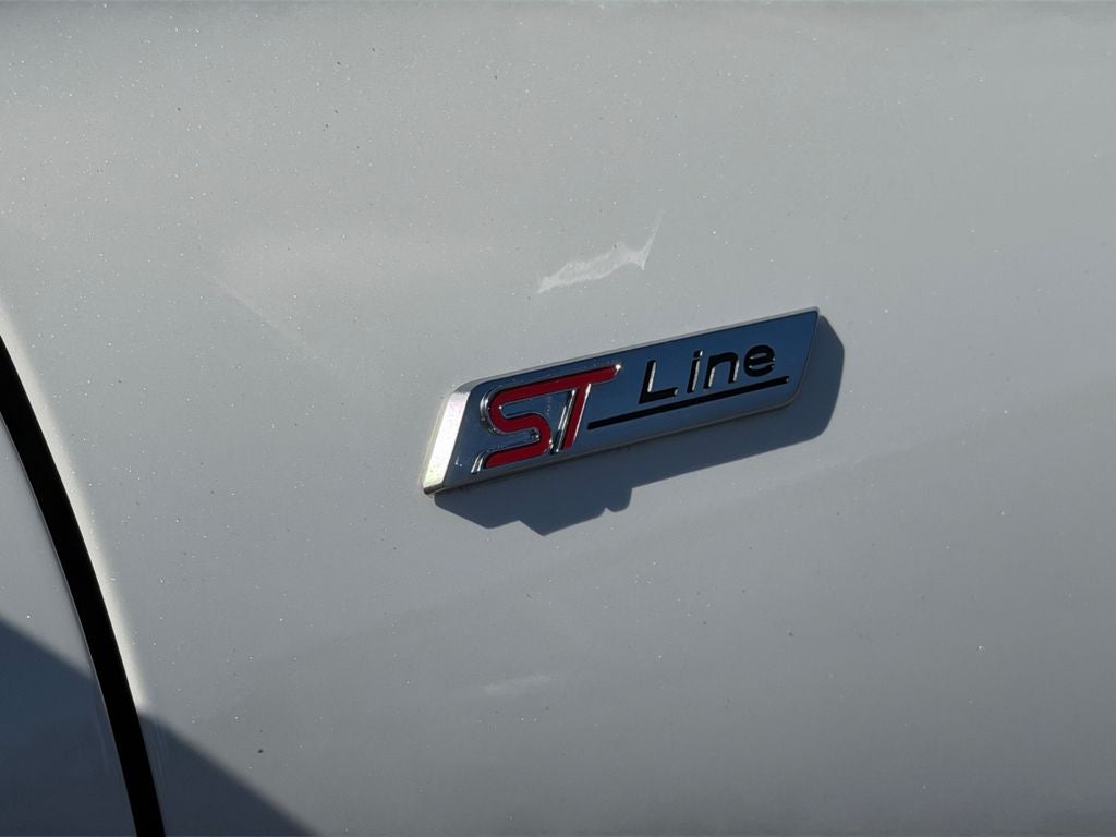 2025 Ford Escape Hybrid ST-Line Select