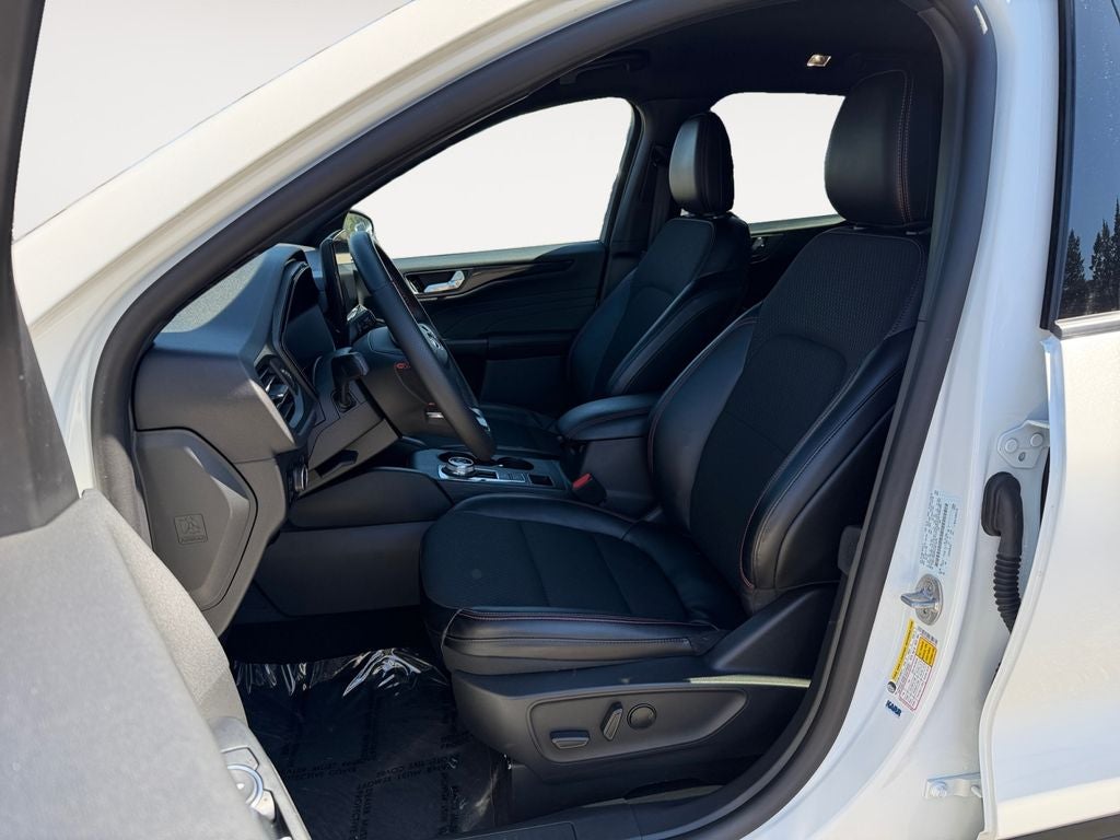2025 Ford Escape Hybrid ST-Line Select