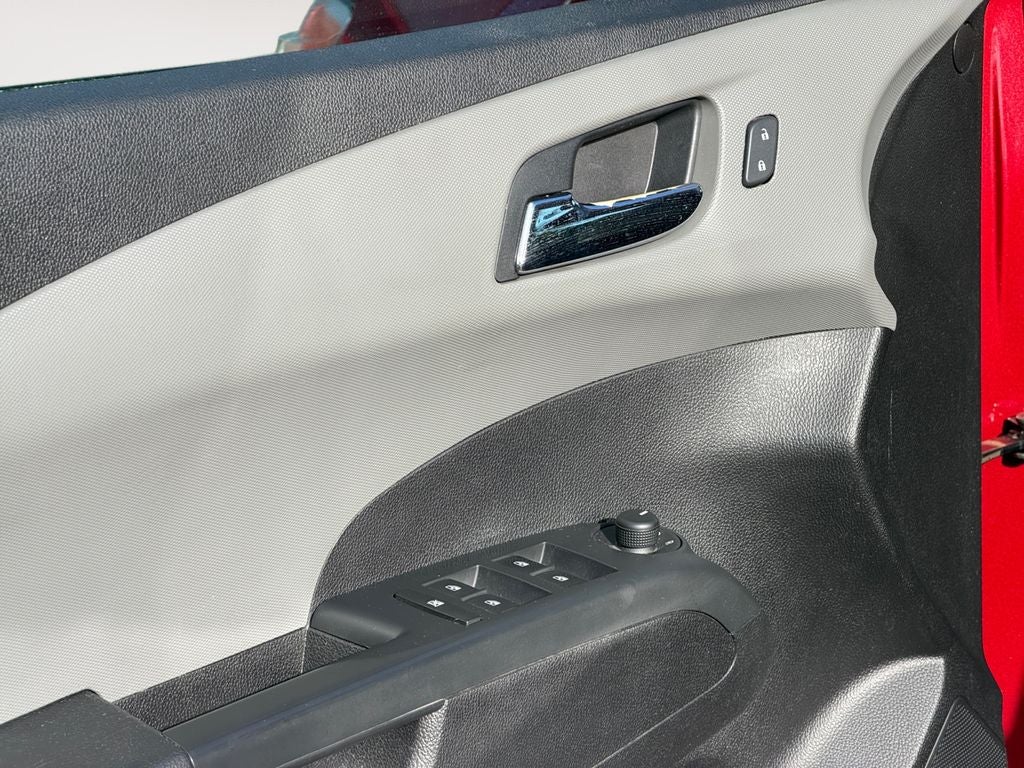2016 Chevrolet Sonic LT