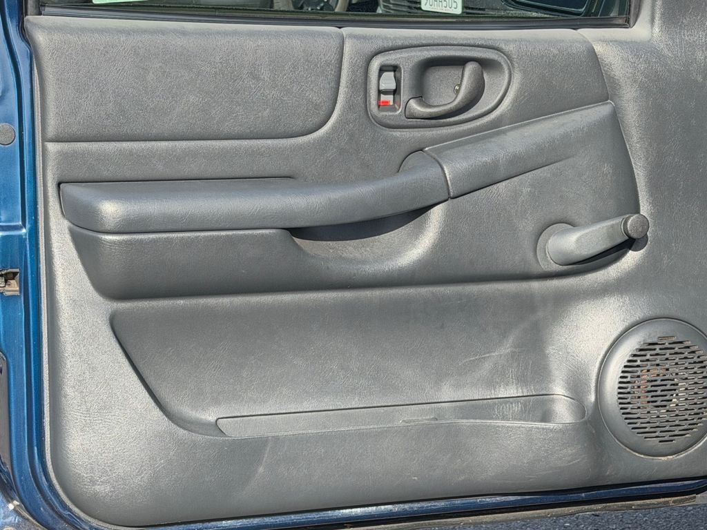 2003 GMC Sonoma SL