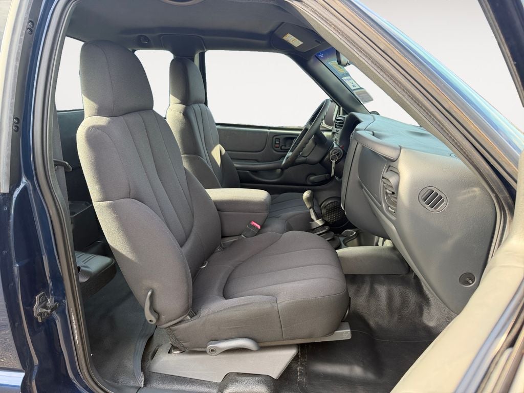 2003 GMC Sonoma SL