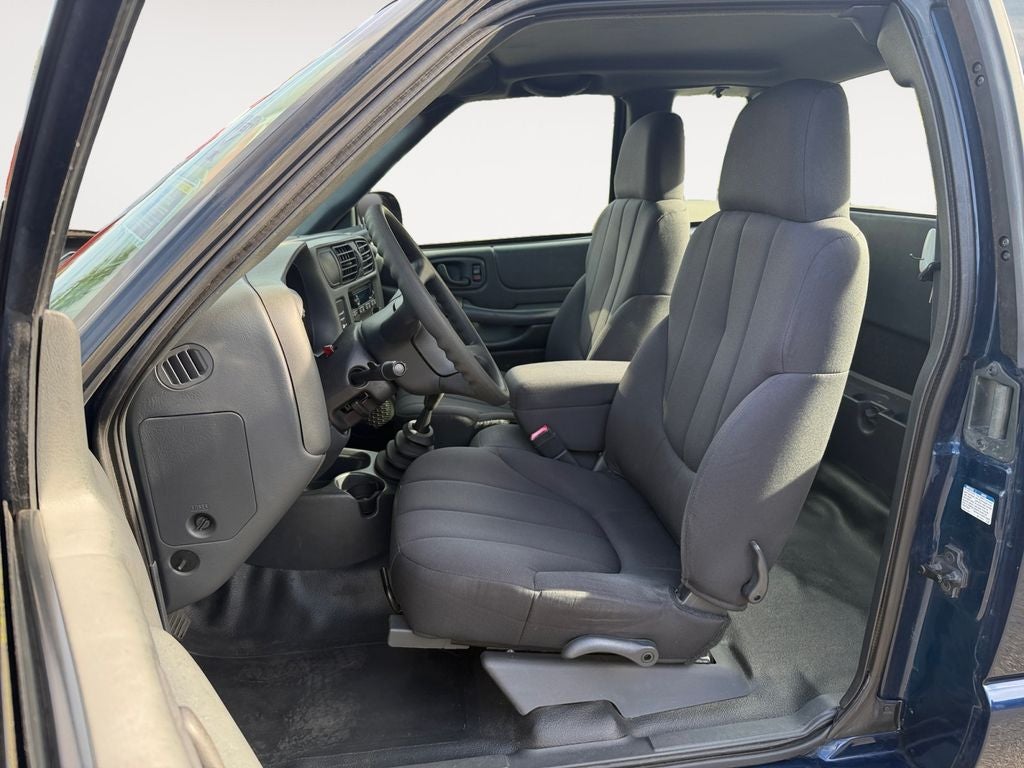 2003 GMC Sonoma SL
