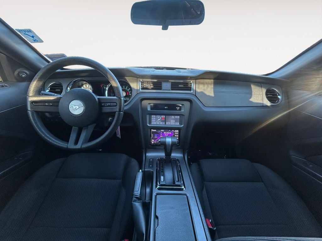 2011 Ford Mustang V6