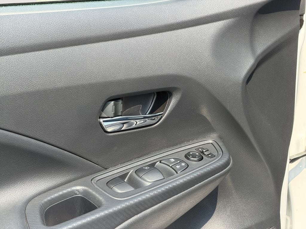 2024 Nissan Versa 1.6 SV