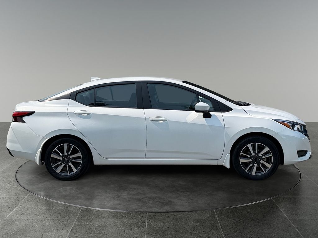 2024 Nissan Versa 1.6 SV