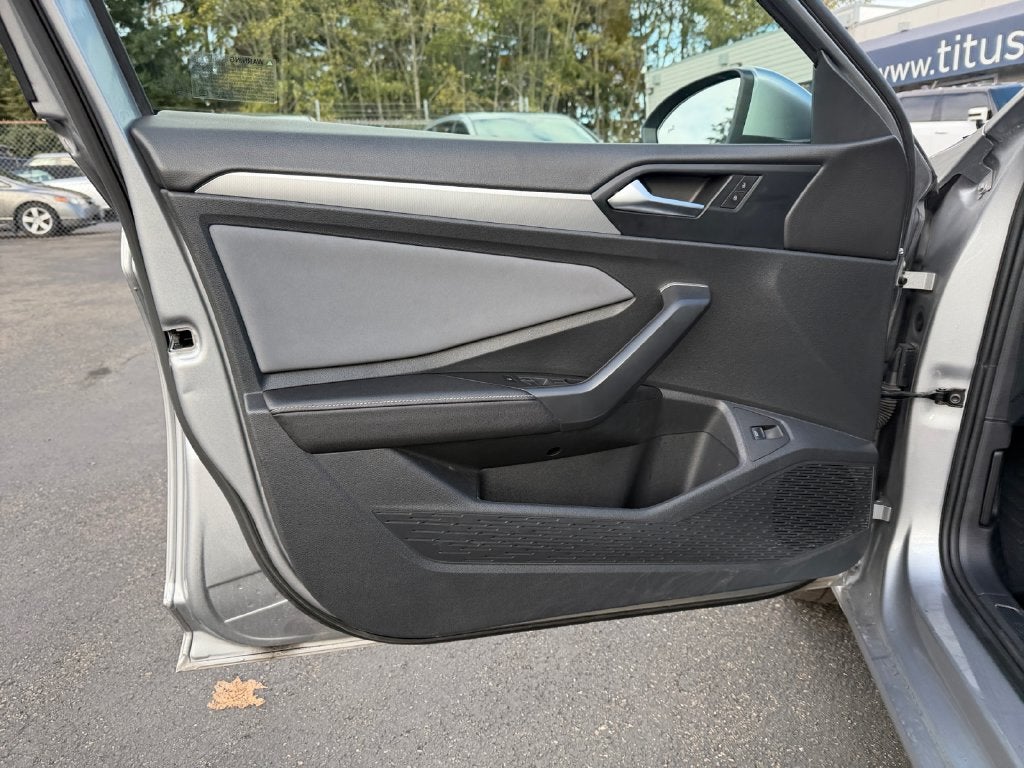 2025 Volkswagen Jetta 1.5T SE