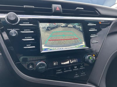 2019 Toyota Camry Hybrid SE