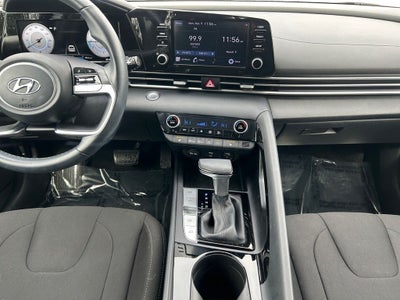 2022 Hyundai Elantra SEL