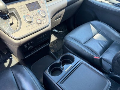 2015 Toyota Sienna SE 7 Passenger