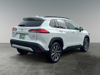2024 Toyota Corolla Cross XLE