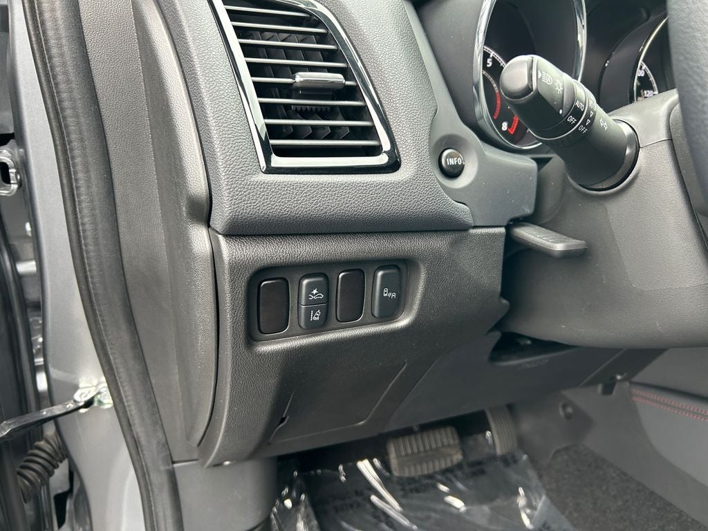 2025 Mitsubishi Outlander Sport 2.0 SE