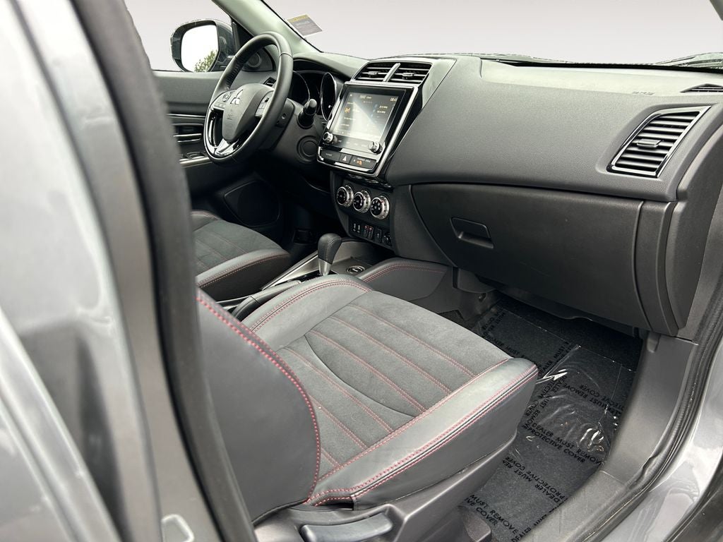 2025 Mitsubishi Outlander Sport 2.0 SE