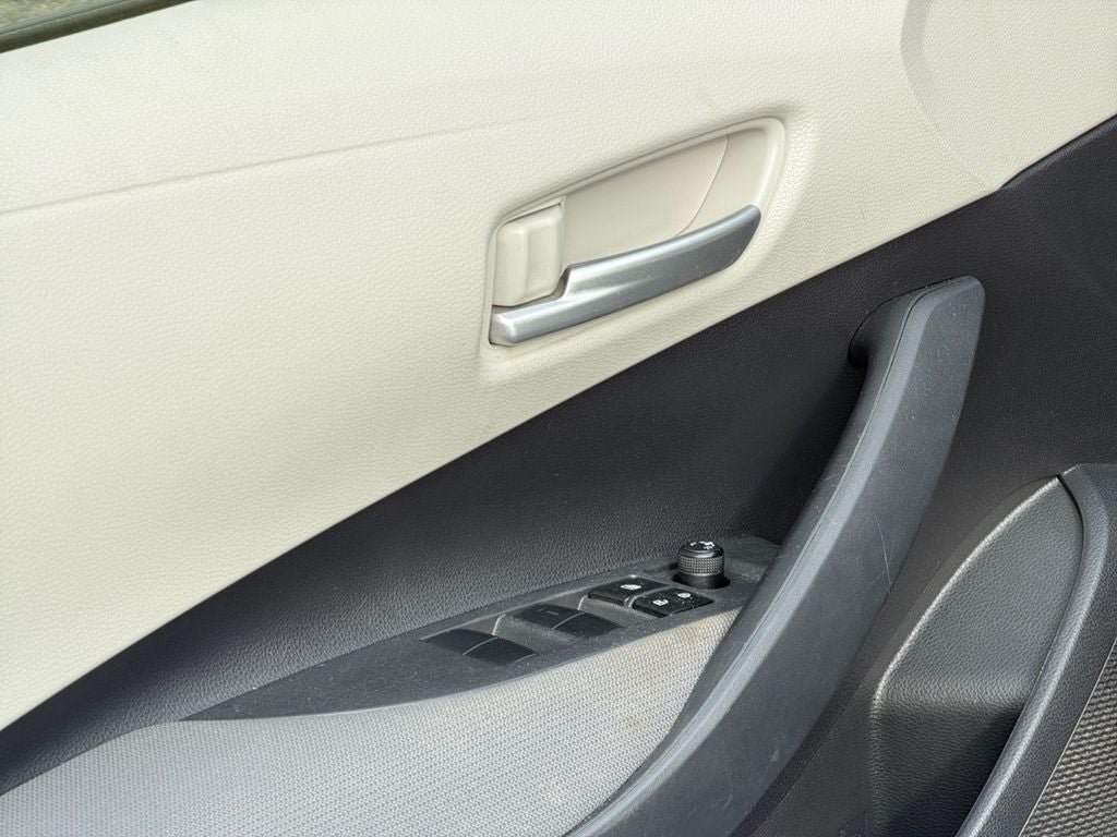 2021 Toyota Corolla Hybrid LE