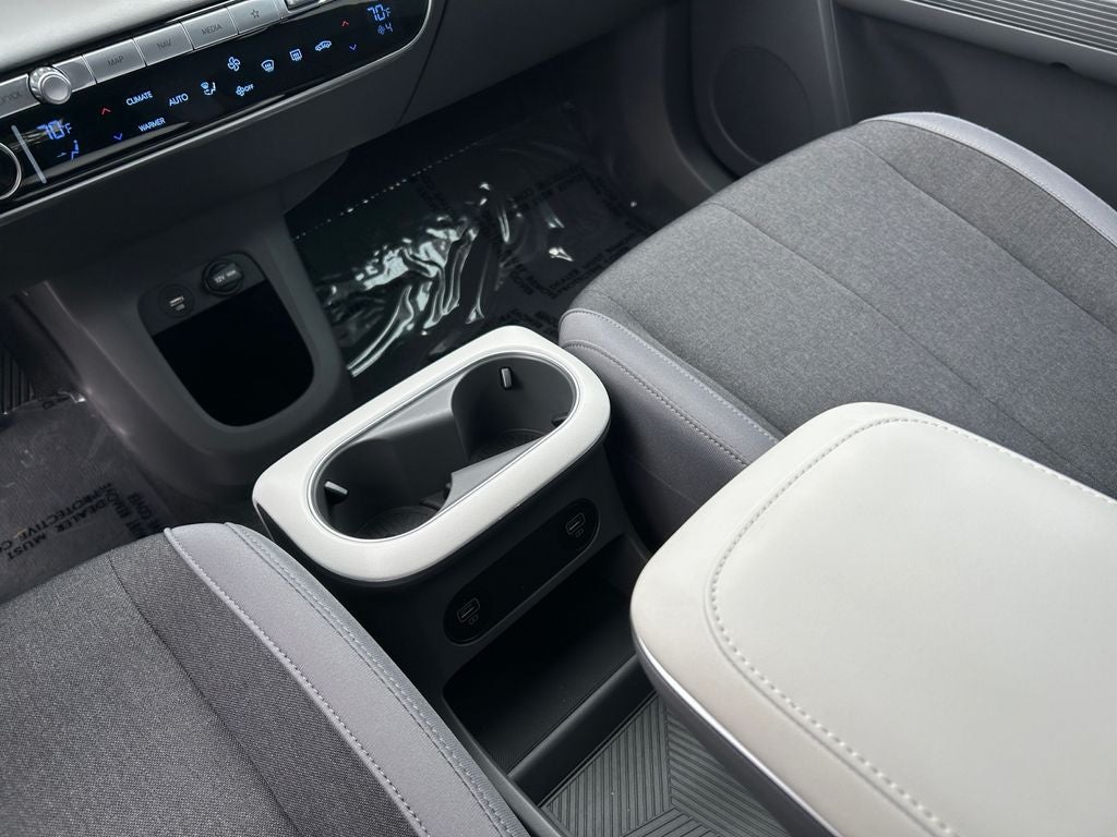 2024 Hyundai IONIQ 5 SE