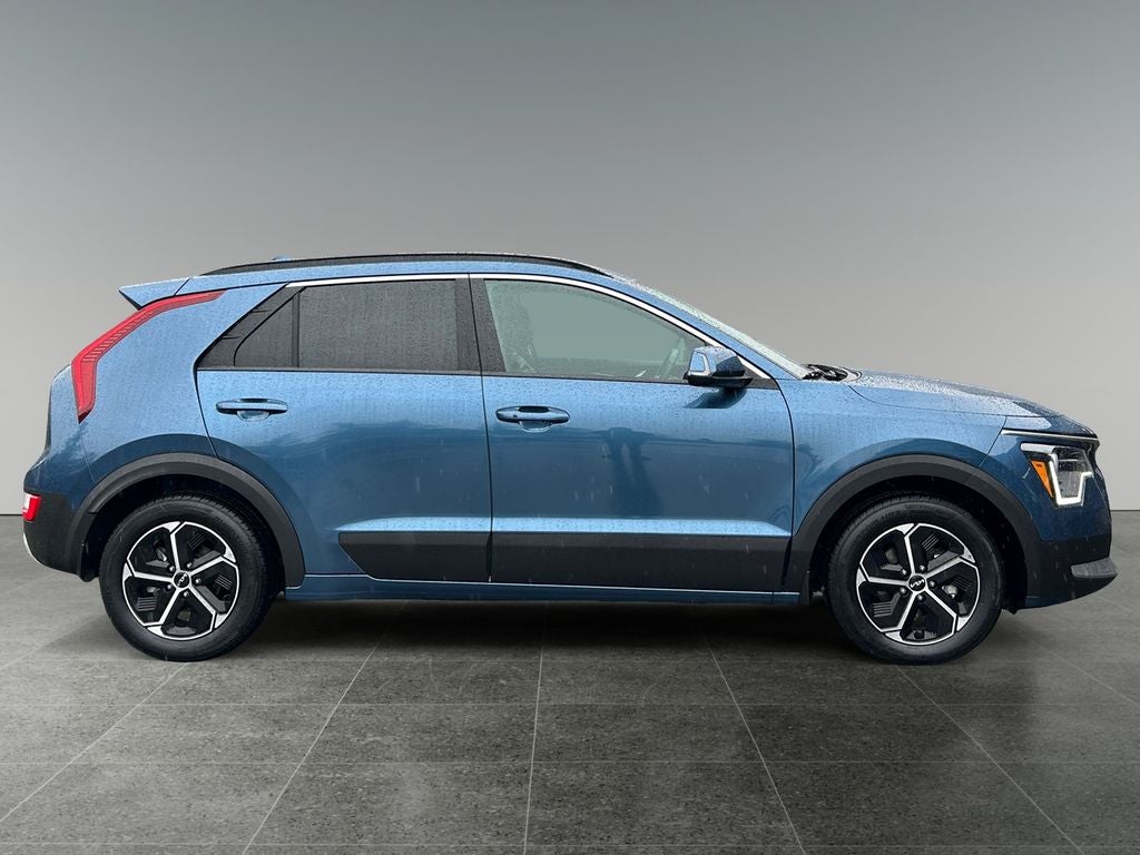 2024 Kia Niro EX