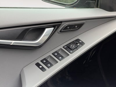 2023 Kia Niro SX