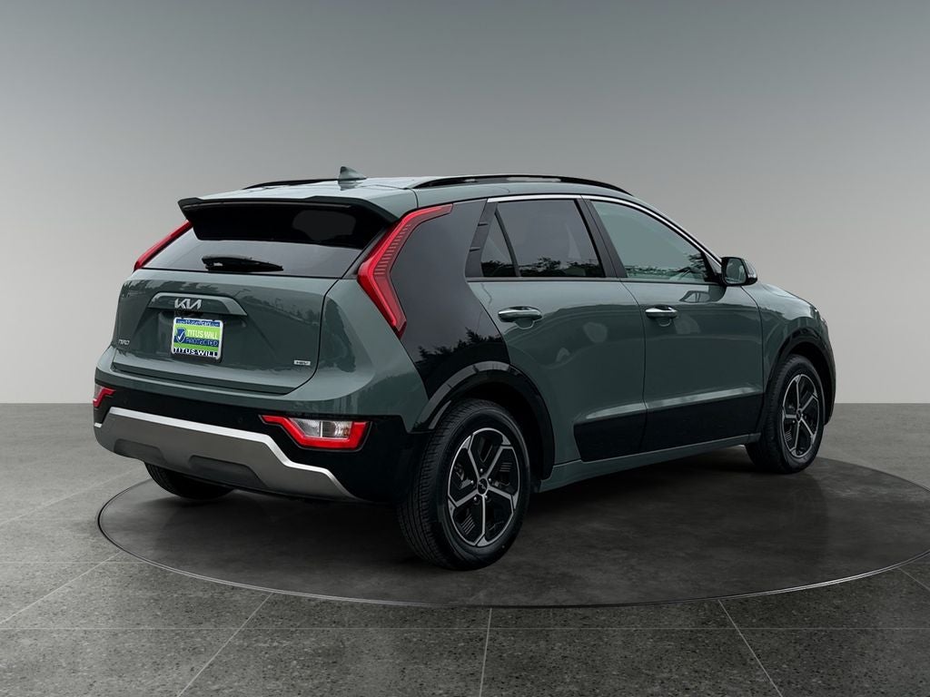 2023 Kia Niro SX