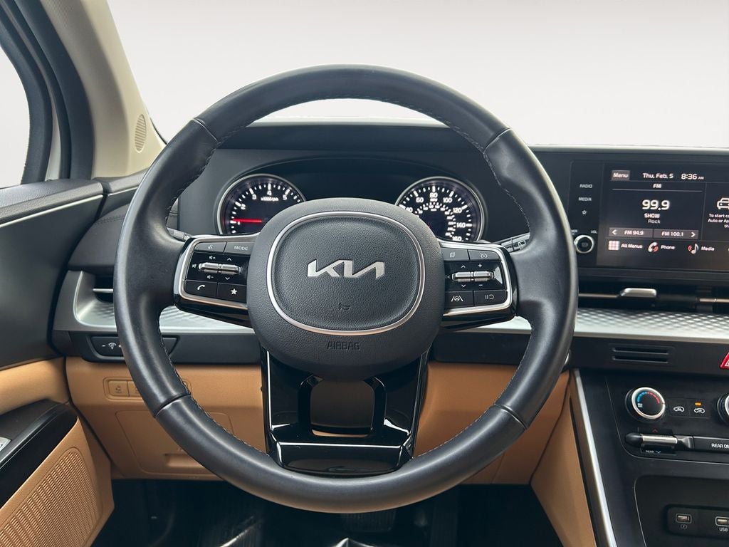 2024 Kia Carnival LX
